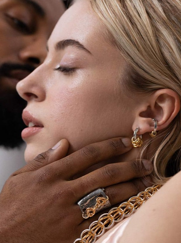ANNE-MARIE CHAGNON Boucles d'Oreilles Jepo