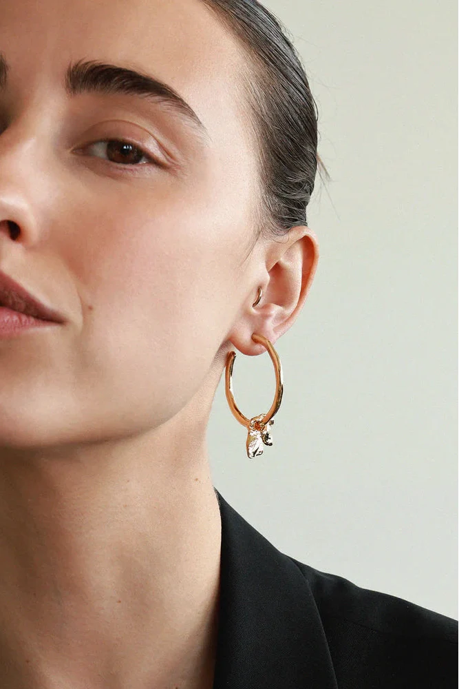 ANNE-MARIE CHAGNON Boucles d'Oreilles Wasp