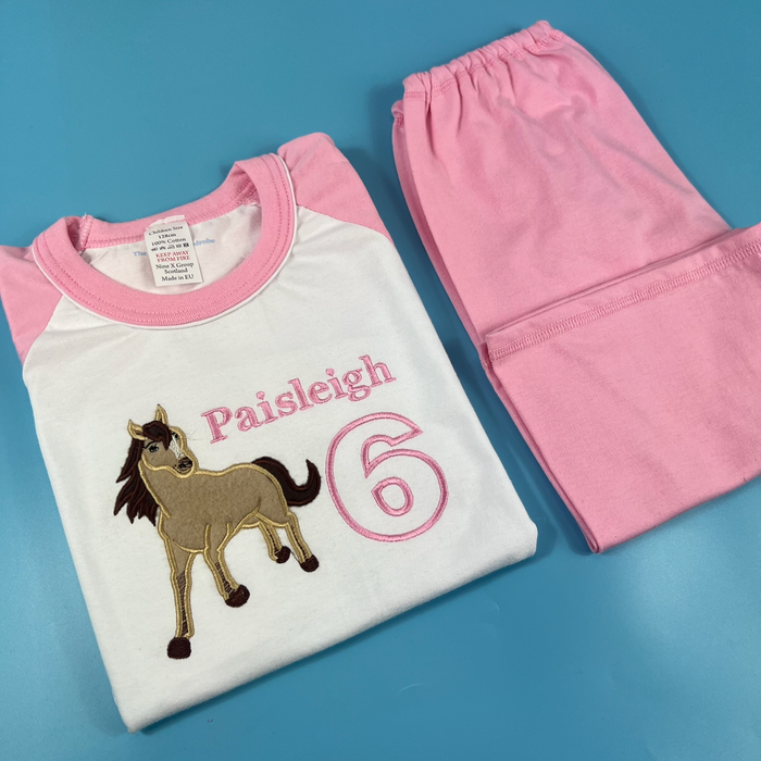Applique Horse Design