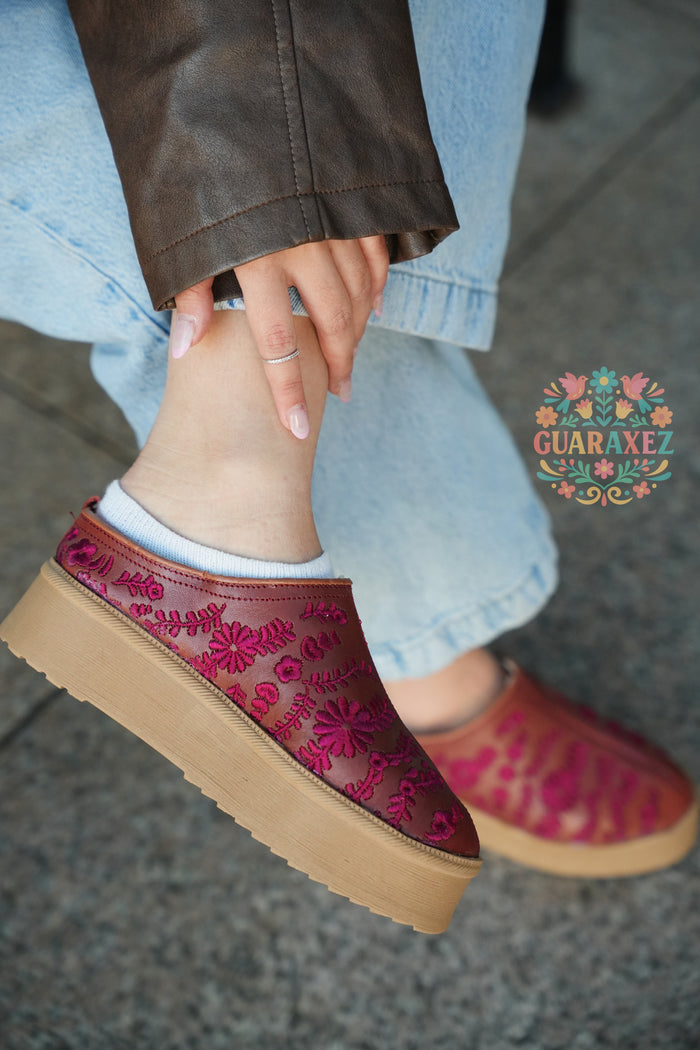 Artesanal Embroidered Booties