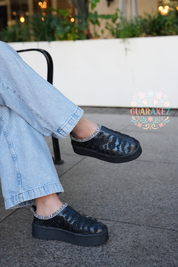 Artesanal Embroidered Booties