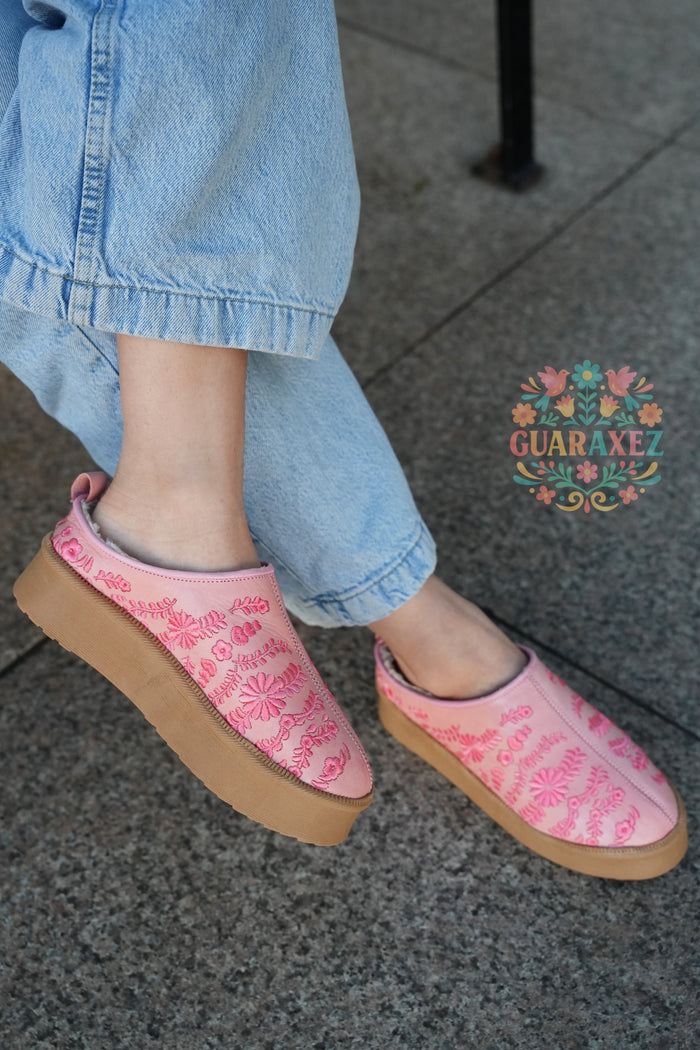 Artesanal Embroidered Booties