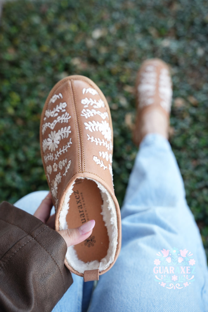 Artesanal Embroidered Booties