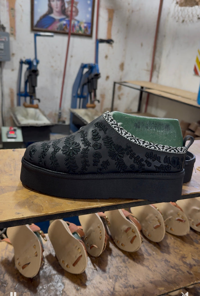 Artesanal Embroidered Booties