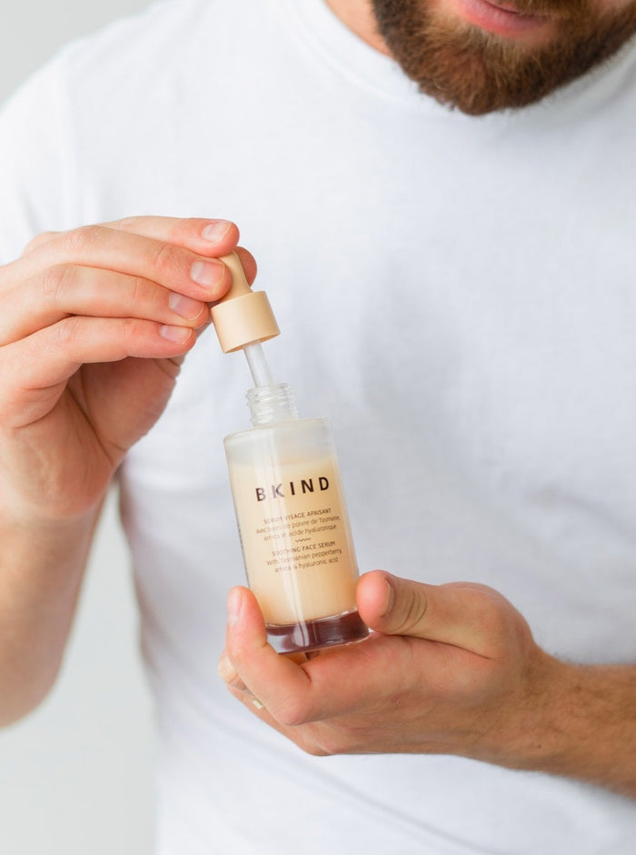 BKIND Sérum Visage - Apaisant à l'Arnica et à l'Acide Hyaluronique