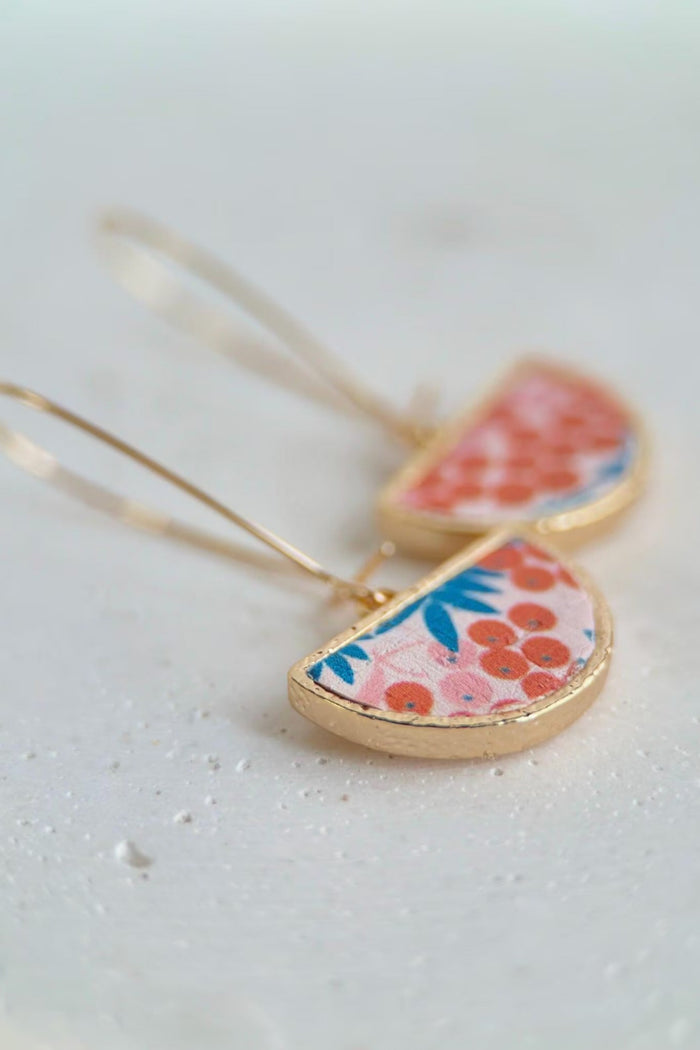 BOUCLE D'OR Boucles d'Oreilles Demi Cercle - Motif Baie Rouge