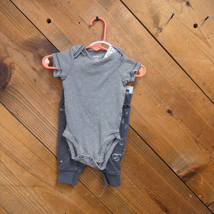 Carters 2pc Outfit