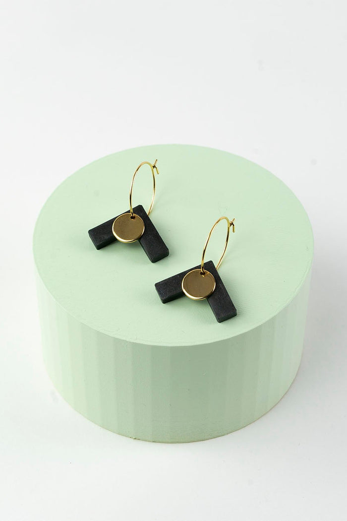 COLLAGE STUDIO Boucles d'Oreilles V