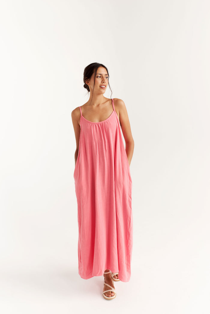 DAILYSTORY Robe Isabella Longue - Corail