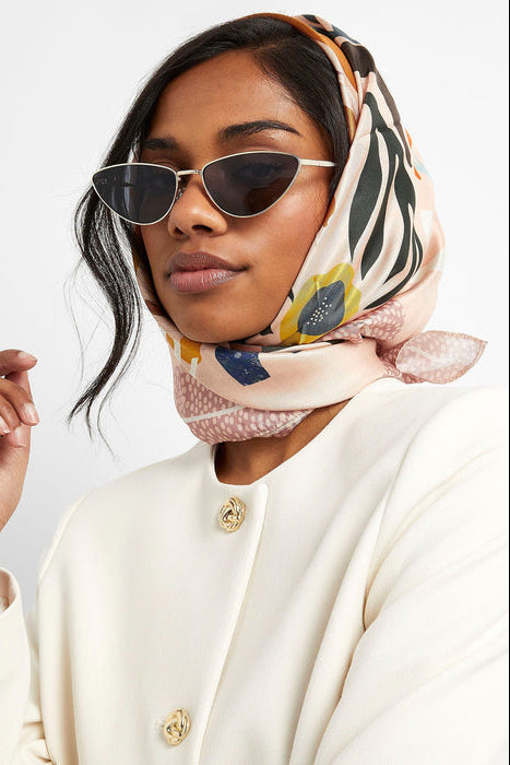 DORA NOLA Foulard en Soie 90 - She/Her