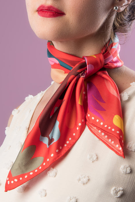 DORA NOLA Petit Foulard en Soie 50 - All the Way