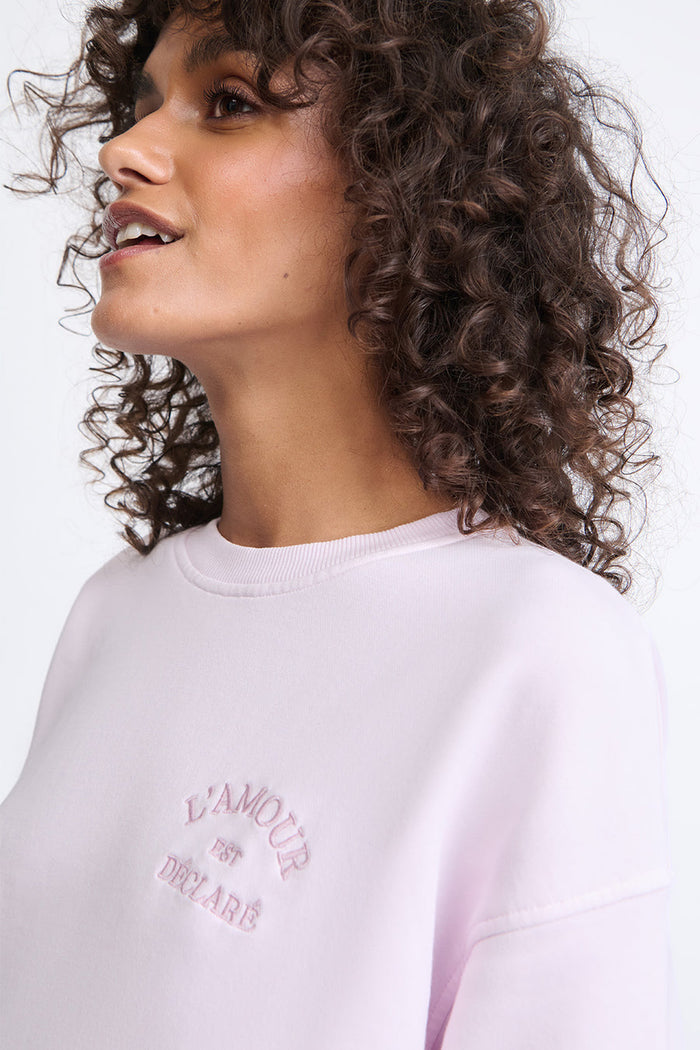 ÉMOI ÉMOI Crewneck L'amour est Déclaré - Rose Clair