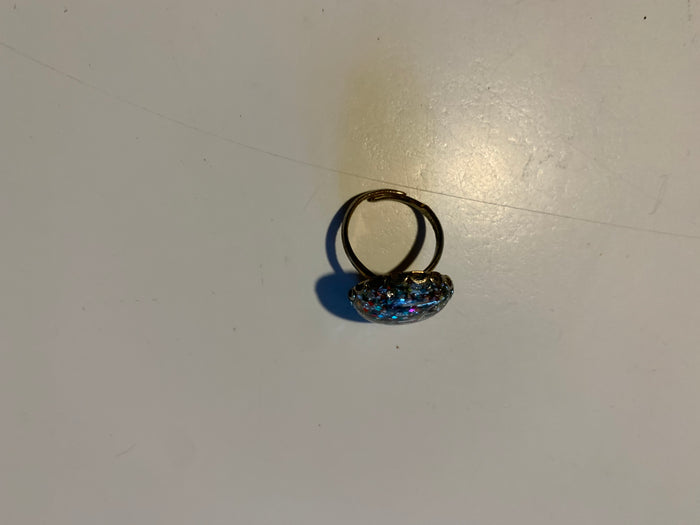 Glitter Confetti Lucite Ring circa 1960s