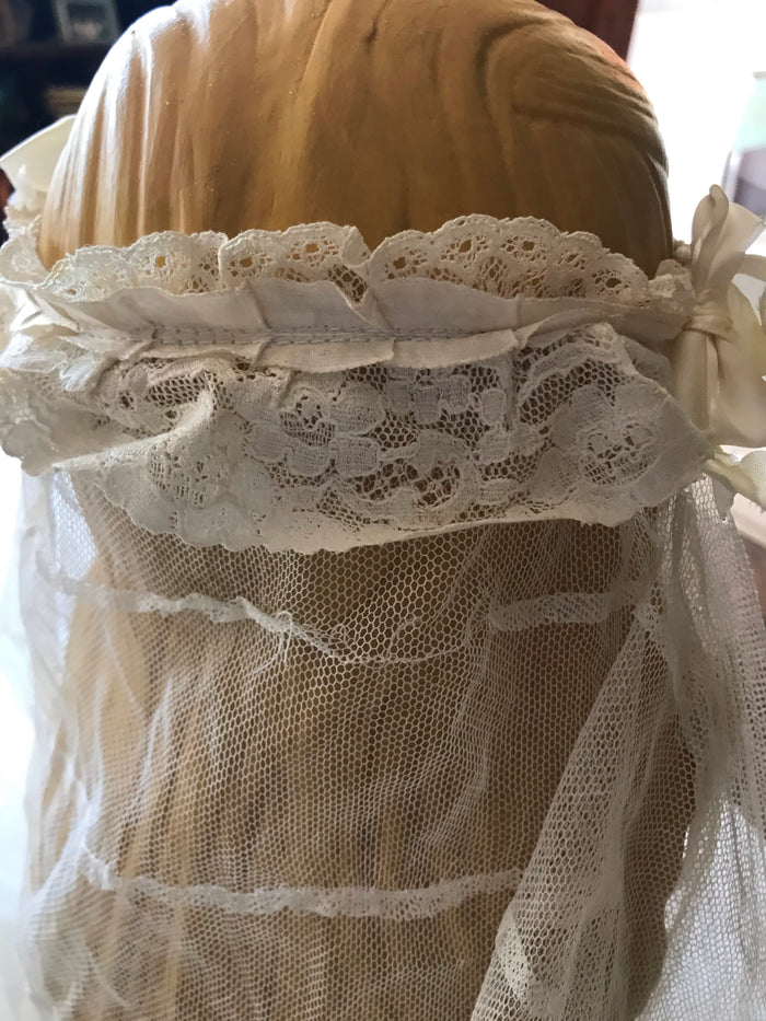 Ivory Lace and Mesh Headband Style Wedding Veil circa 1920s