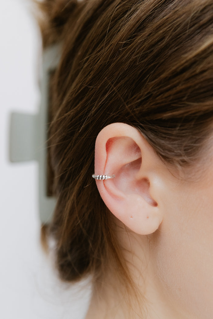 LA RENARDE Faux Piercing