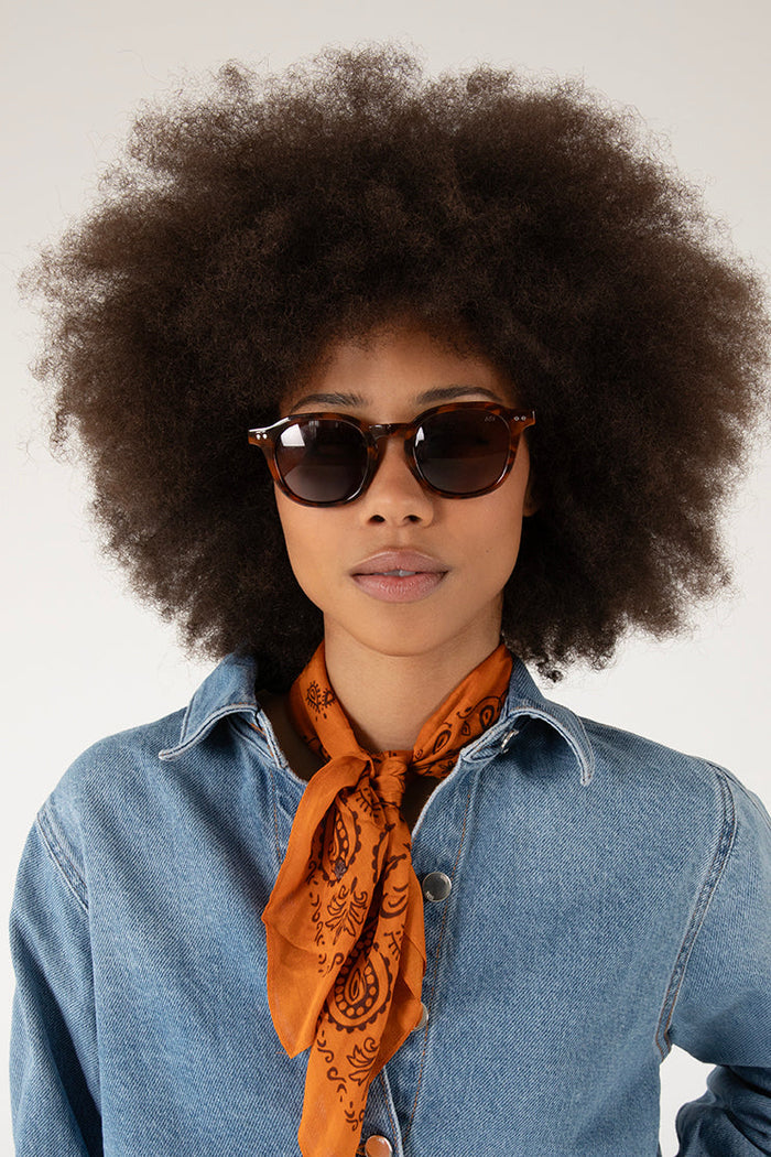 MATT & NAT Lunettes de Soleil Nika - Tortue