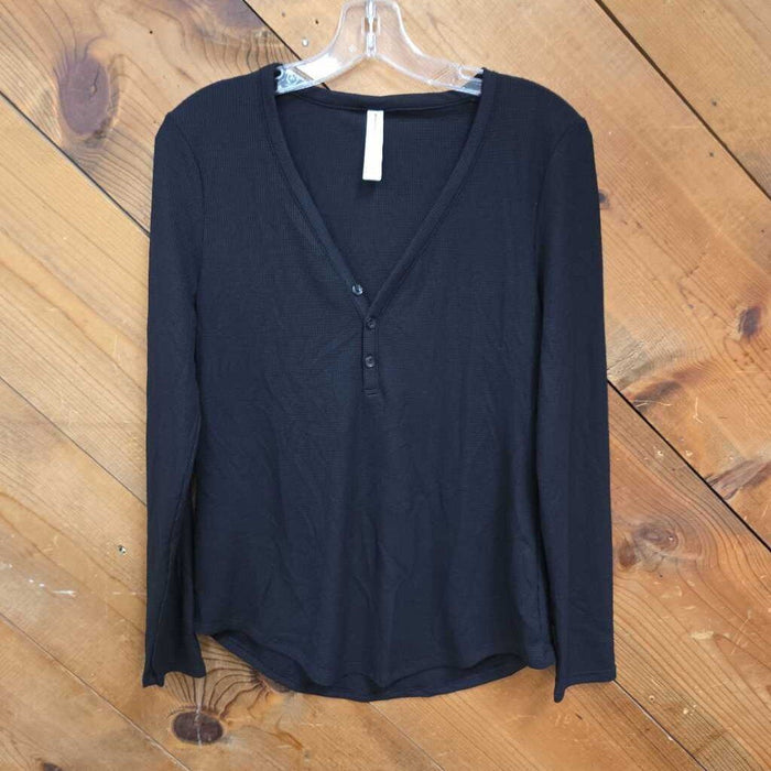 New Athleta Shirt