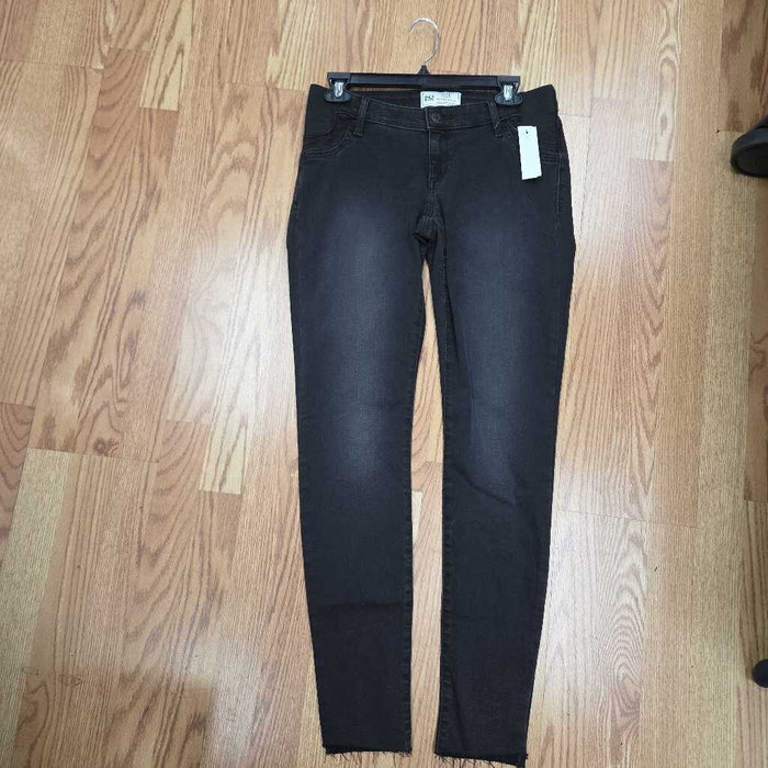 New GAP Maternity JEANS