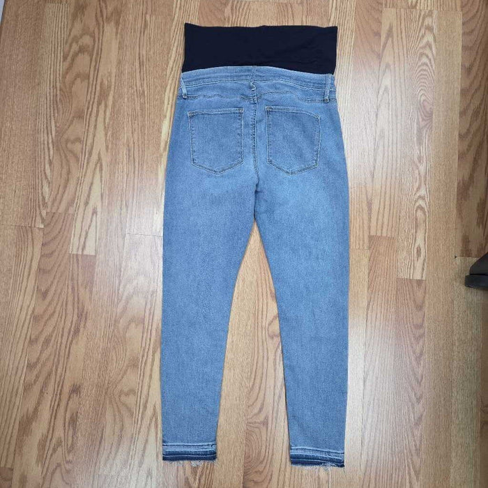 New GAP Maternity JEANS