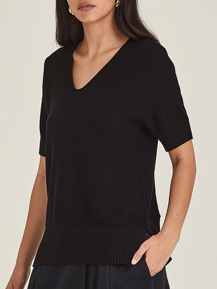 Sills Salma Knit Tee - Black Hyde Boutique