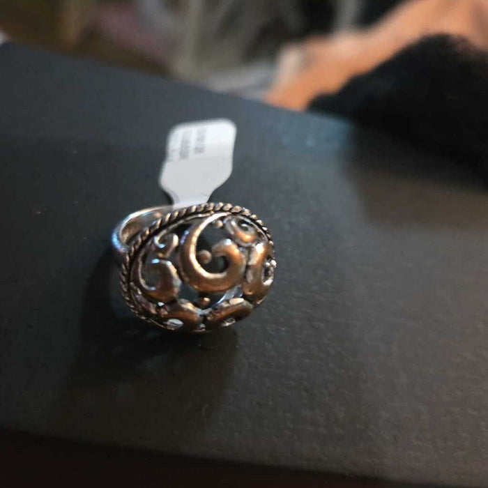 Vintage Silver Filigree Swirl Ring