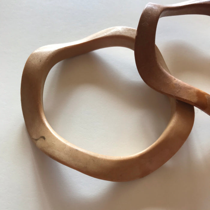 Wavy Wood Look Plastic Set Bangle Bracelets circa 1960s